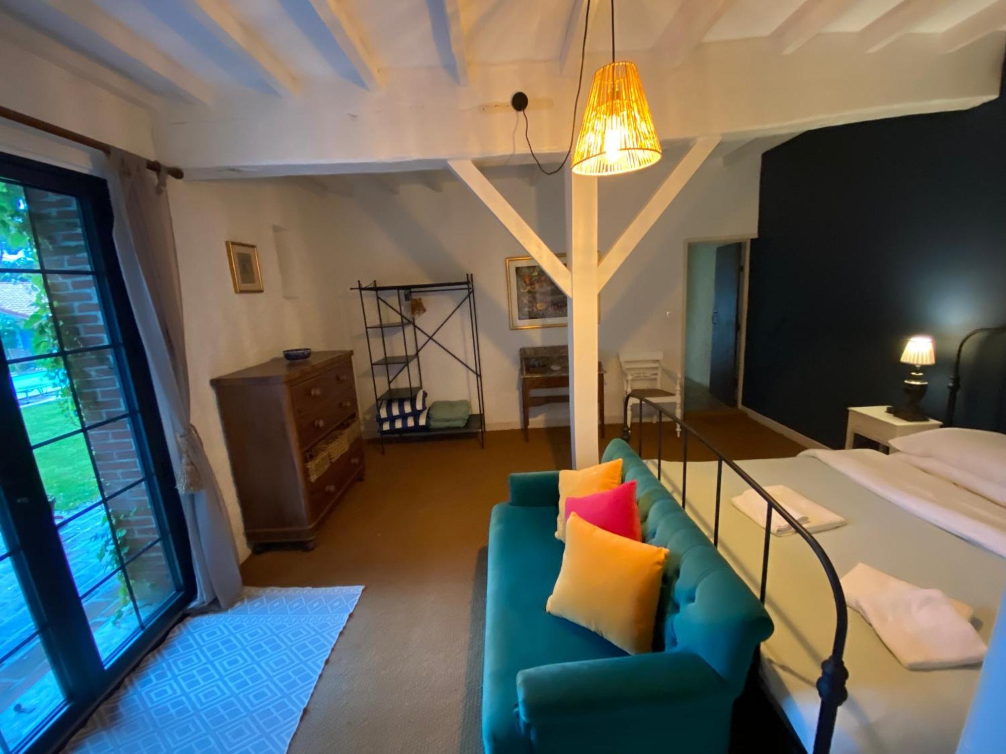 Bed and Breakfast Domaine Du Tafiart Sarron Exteriér fotografie