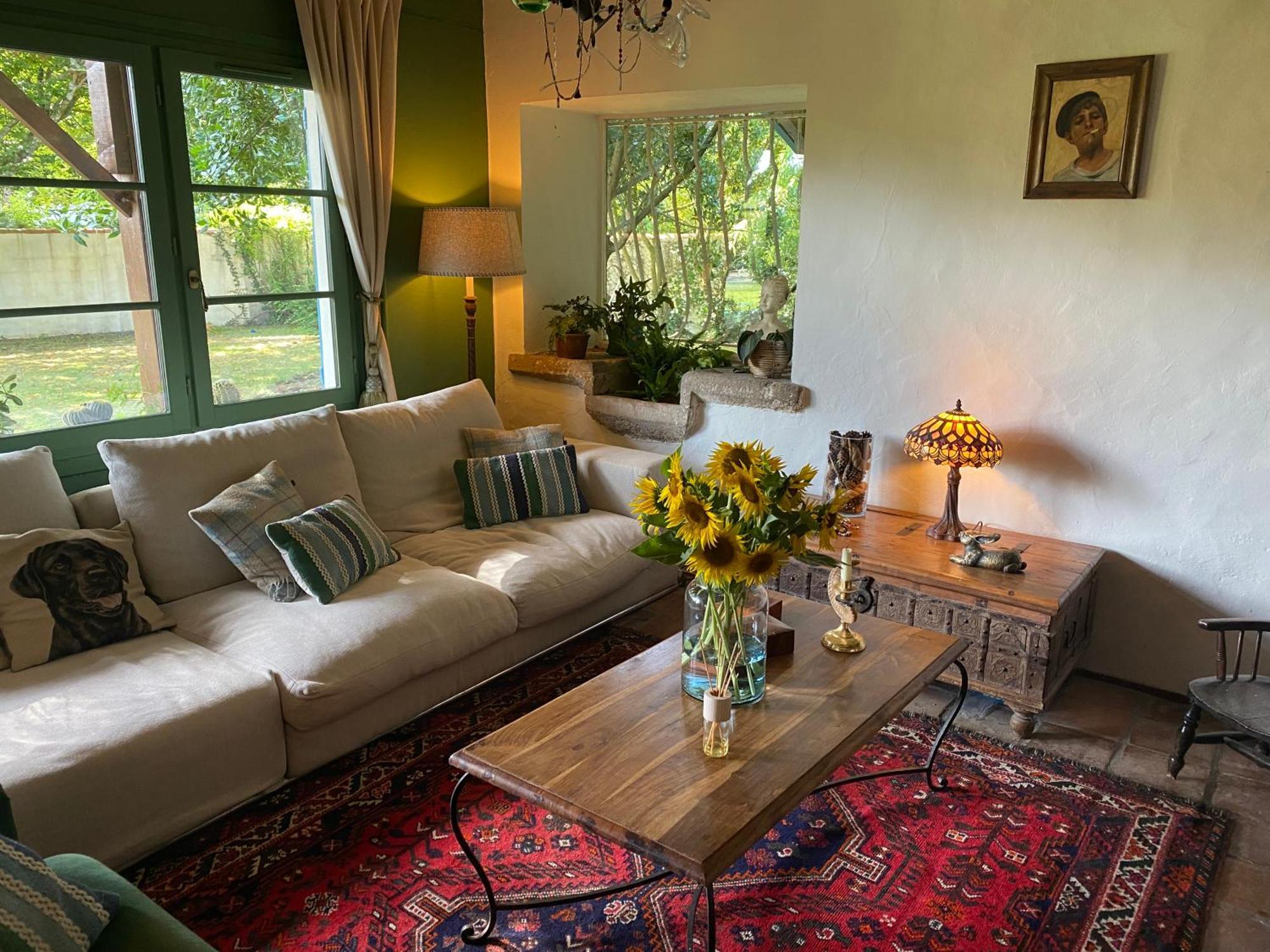 Bed and Breakfast Domaine Du Tafiart Sarron Exteriér fotografie